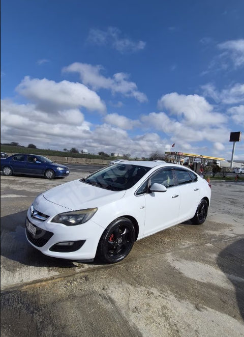 Sahibinden satılık opel astra temiz orijinal araç - Çerkezköy Bağlık mahallesi