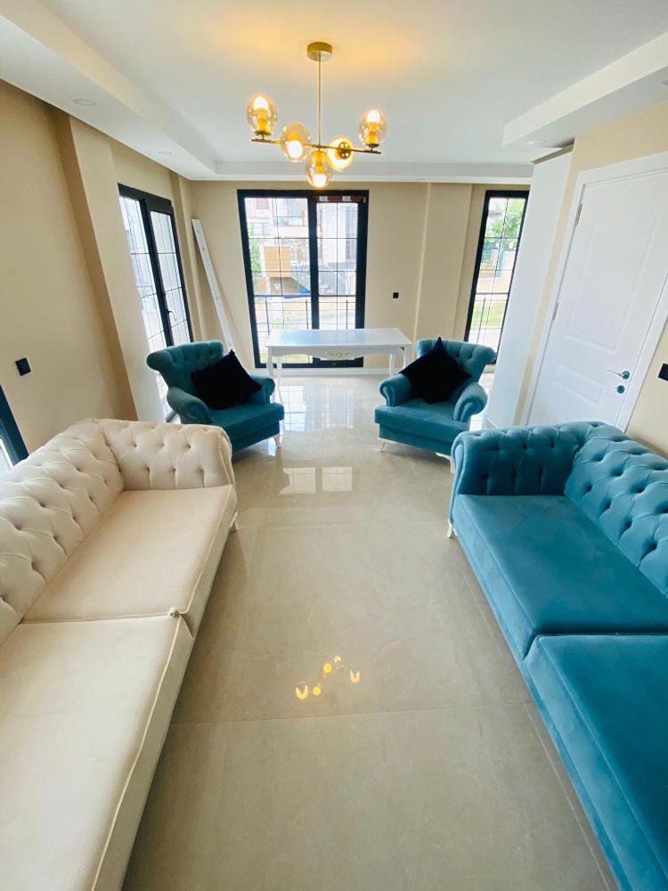 MARMARAEREĞLİSİ'NDE YATIRIMLIK & YAŞAMLIK DENİZ MANZARALI 300M2 5+1 SIFIR VİLLA