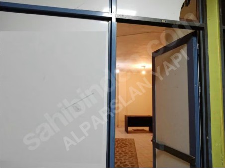 ALPARSLANDAN ÇORLU ÇARŞIDA KİRALIK 15m2 DÜKKAN DEPO